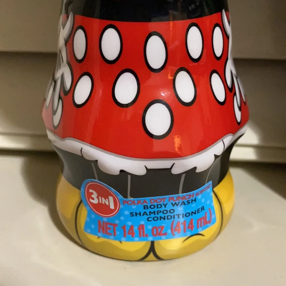 BNWT Kid’s Disney Minnie Mouse & Princess 2-pack Body Wash/Shampoo/Conditioner